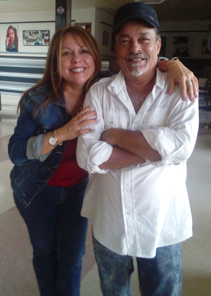 Junto a la cantautora Liuba María Hevia Cabreja Liuba María