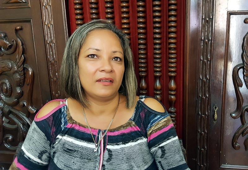 Yaquelín Rodríguez Blanco, directora del Museo de Historia Natural de Holguín “Carlos de la Torre y Huerta. Fotos de la autora Museo Foto 1