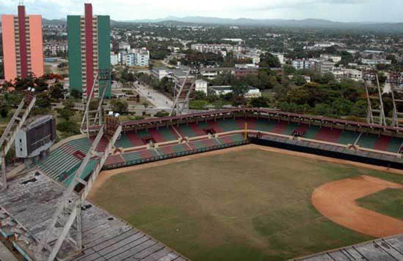 estadio calixto garcia