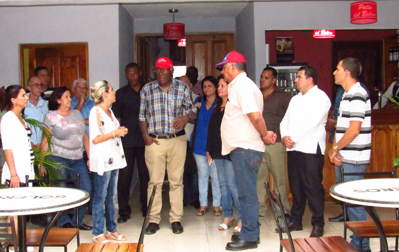 PB valdes mesa visita patio 2
