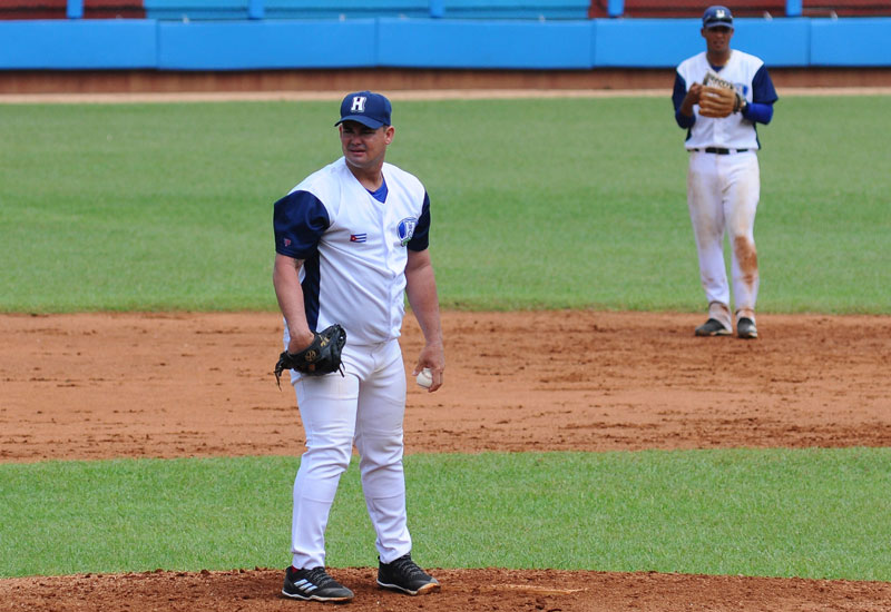 Luis Angel Gómez / Fotos: Carlos Rafael beisbol hg gr Luis A G 1