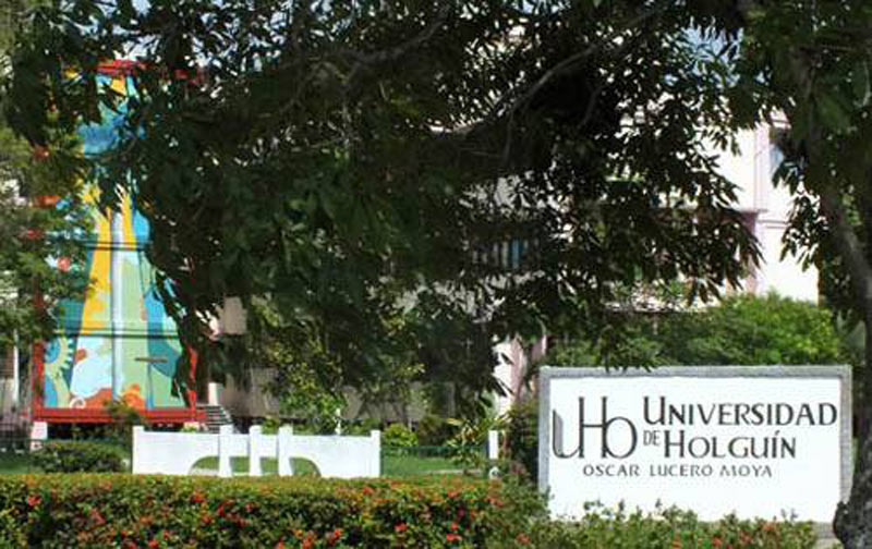 UniversidadHolguin