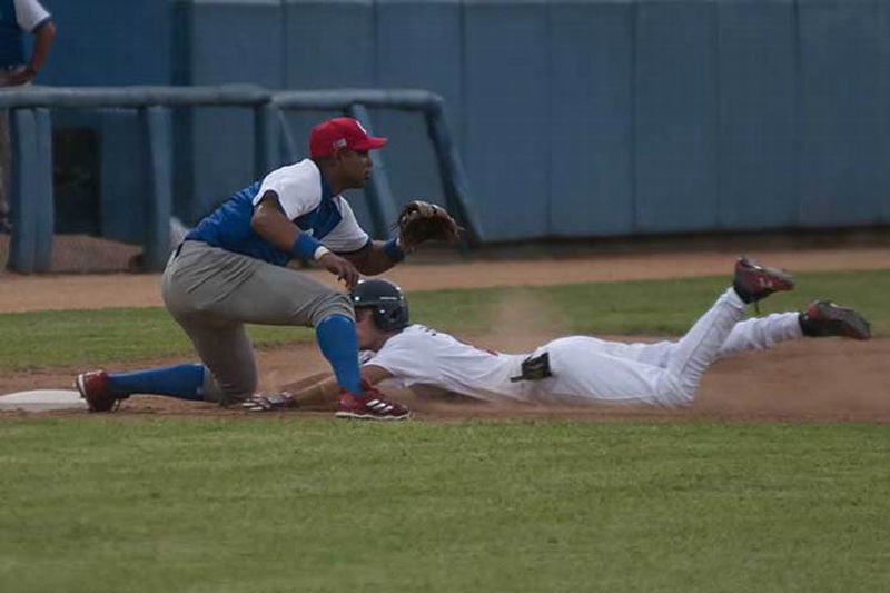 Photo: Radio Rebelde cuba eeuu beisbol foto jose