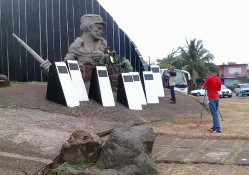 Plaza – Monumento Comandante Pedro Sotto Alba Moa Aniversario3
