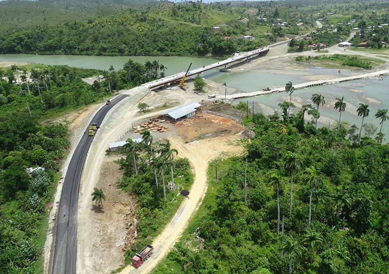 El Puente Toa tiene unos 224, 8 m de longitud y está al 97 por ciento de ejecución. Foto: Tomada del perfil de Facebook de Pavel Rodríguez moa baracoa 1