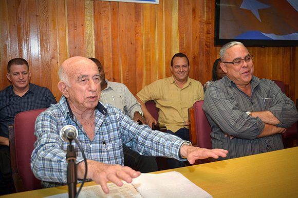 pleno del comite provincial del partido en holguin
