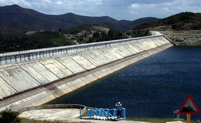 Lluvias embalses