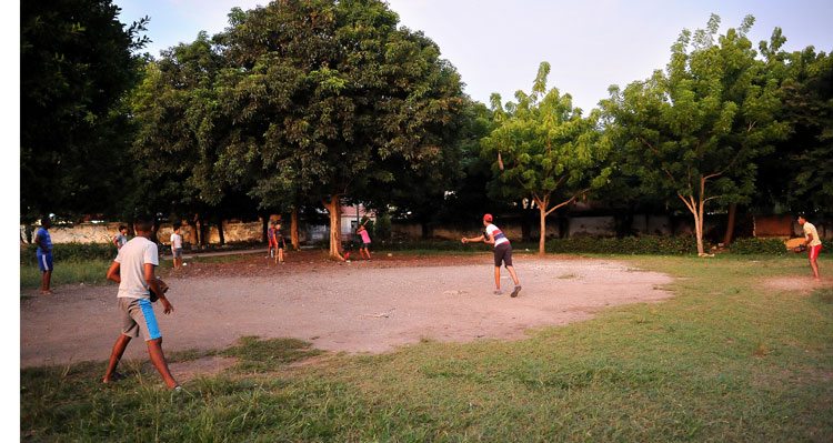 Niños beisbol 8