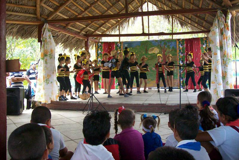 La Colmenita del Proyecto Voluntad. premio comunitaria H3