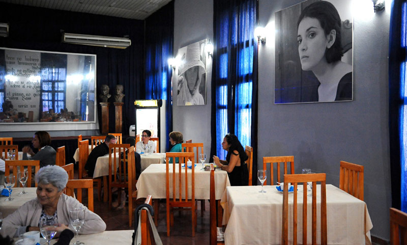 Cafetería Las Tres Lucías / Fotos: Carlos Rafael y Alexis del Toro Las Tres Lucia 1
