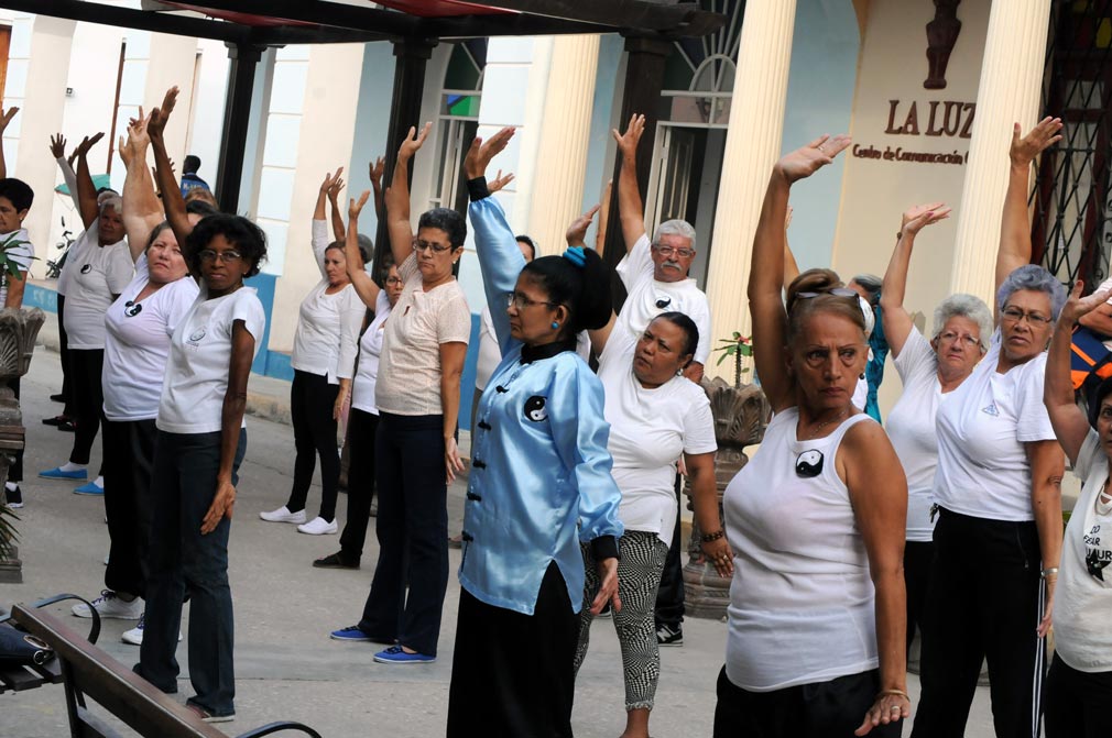 Tai chi en Holguin