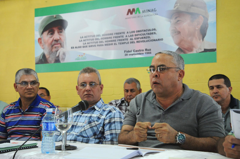 Ministro Agricultura 3
