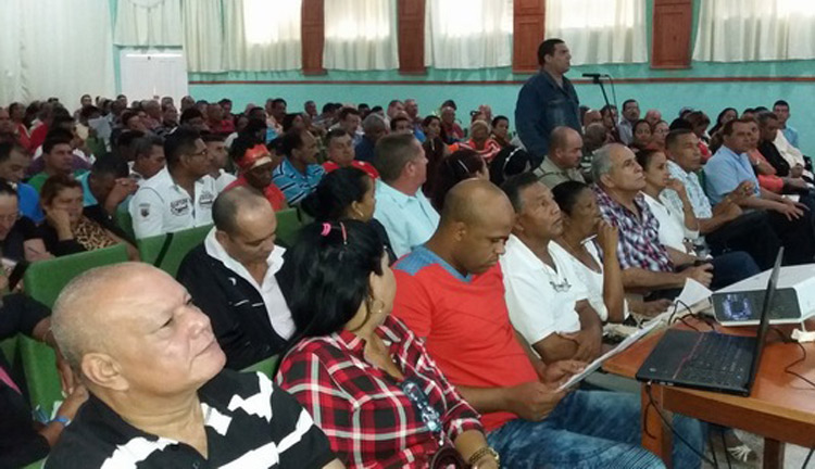 Fotos: 5 de septiembre, Radio Angulo y Escambray Fotos: 5 de septiembre, Radio Angulo y Escambray