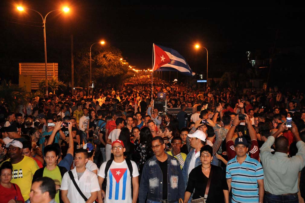 Marcha de las Antorchas en Holguín. Foto: Carlos Rafael