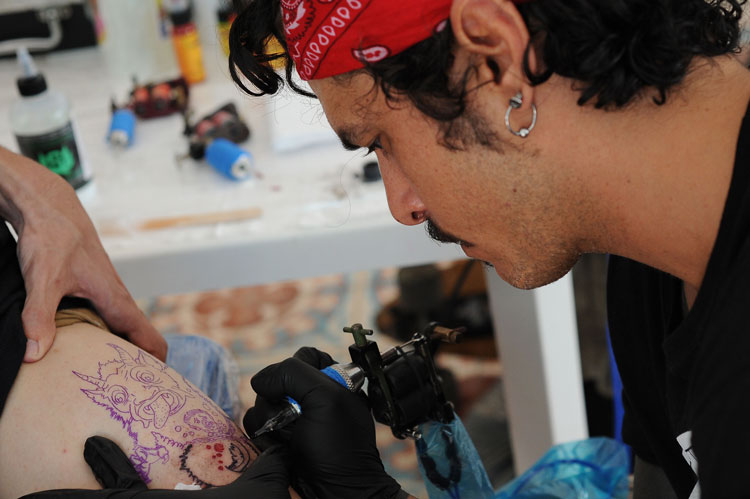 Tatuador en Holguín