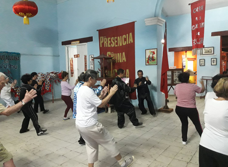El Wushu es utilizado como método terapéutico para el adulto mayor chino 3