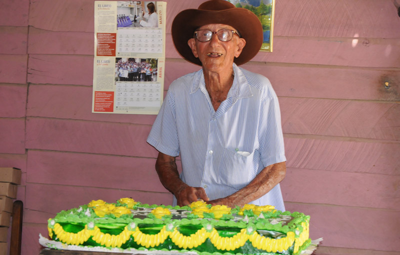 Fotos: Elder Leyva centenario 1