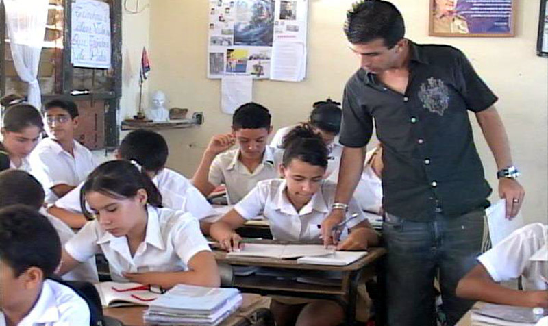 Fotos: Juventud Rebelde y blog edumundowordpress Secundaria 1