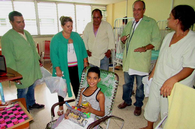 Fotos: Alexis del Toro anap pediatrico donacion 0