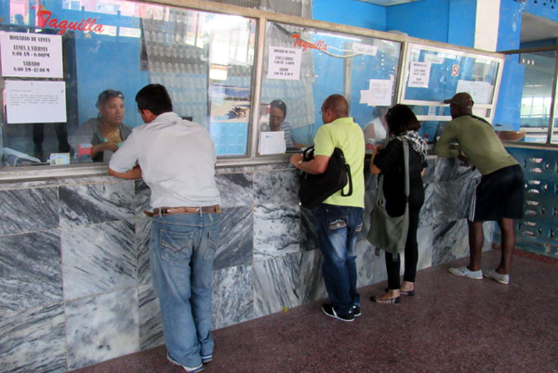 Se ha dilatado demasiado que Viajero –empresa de reservaciones– intervenga en Holguín con puntos de venta de pasajes. terminal hg 3