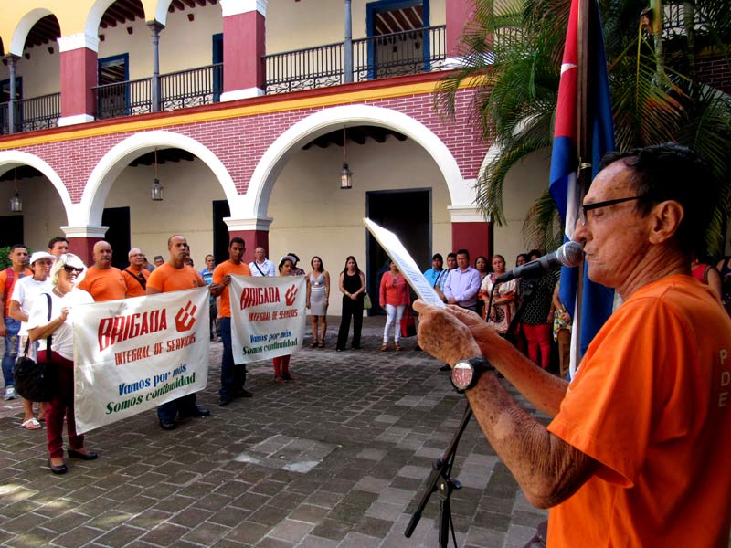 Constituye un compromiso reactivar estos servicios para que la población pueda acceder a ellos desde la misma vivienda Abanderam serv tec 02