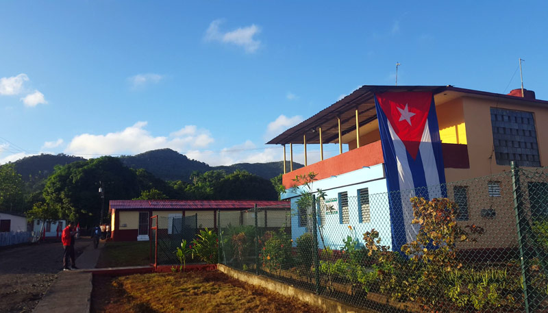 Consultorio del médico de la familia enclavado en la comunidad. Farallones inaug obras 2