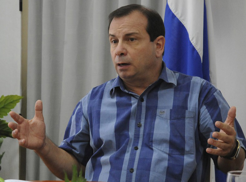 Fernando González Llort, también presidente del Icap, elogió el trabajo sostenido y de excelencia de la delegación holguinera. Foto: Carlos Rafael Icap Balance 2