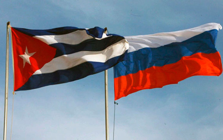 cuba rusia banderas