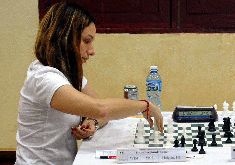 Maestra Internacional (MI) holguinera Lisandra Llaudy / Foto: Carlos Rafael ajedrez nacional final hg