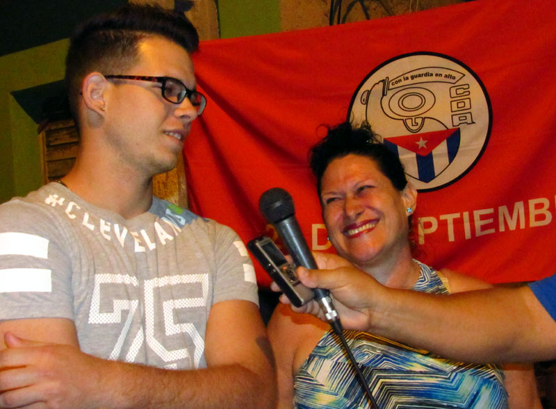 Los jóvens irán a las urnas y marcarán un Sí por la Constitución barrio debate 2