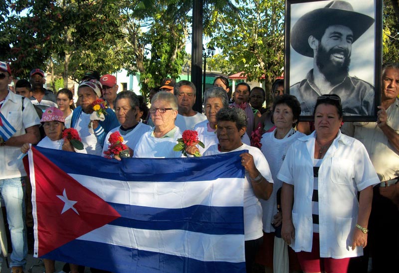 Los holguineros rindieron homenaje a Camilo Cienfuegos camilo cienfuegos 1