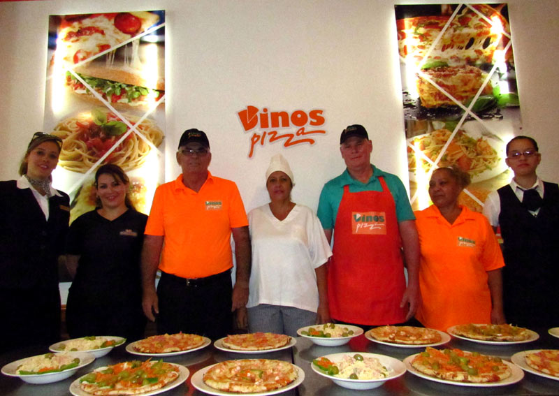 Fotos: Alexis del Toro dinos pizza 1