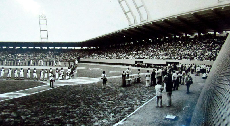 La inauguración de la instalación deportiva fue un gran acontecimiento estadio 1