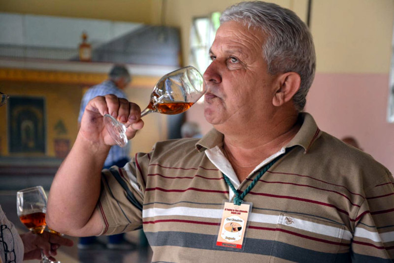 La variedad de sabores identifica también a los vinos vinicultores festival hg 3