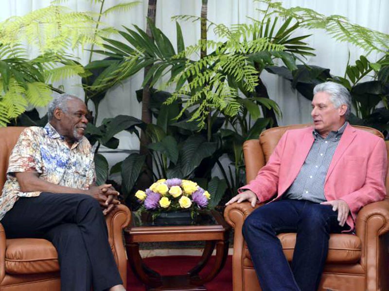 diaz canel danny glover