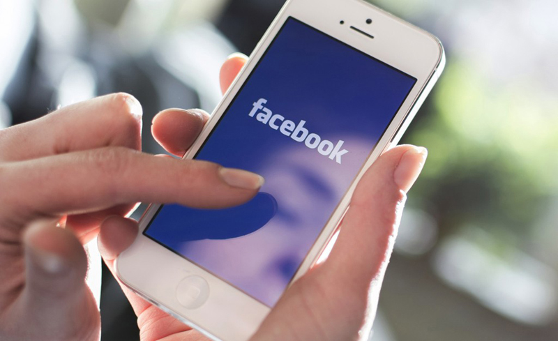 CELULAR Y FACEBOOK1