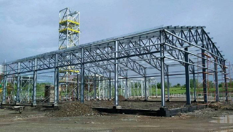El proceso de construcción de la Planta de Beneficio de Granos, está solo a un 36 por ciento de ejcución. Foto: Yoan Suarez Salvador mesa conclusion 02