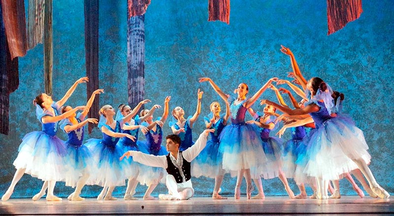 El Ballet de Nacional de Cuba (BNC) se presentará en el teatro Eddy Suñol, de Holguín. Foto: Cubaescena ballet nacional 1