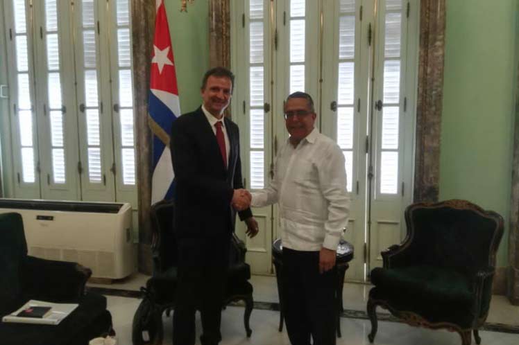 cuba francia parlamento