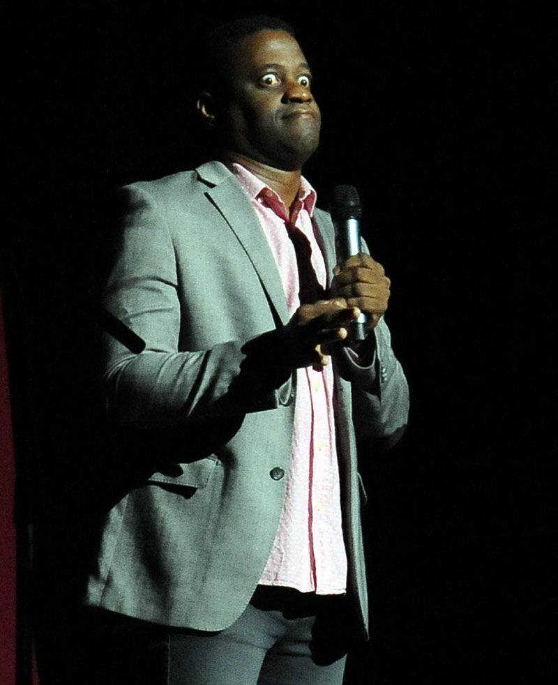 Kike Quiñones, director del centro Promotor del Humor satiricon cierre 2