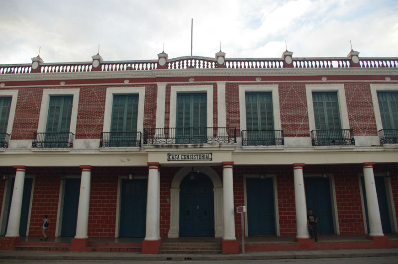 museo provincial la periquera holguin