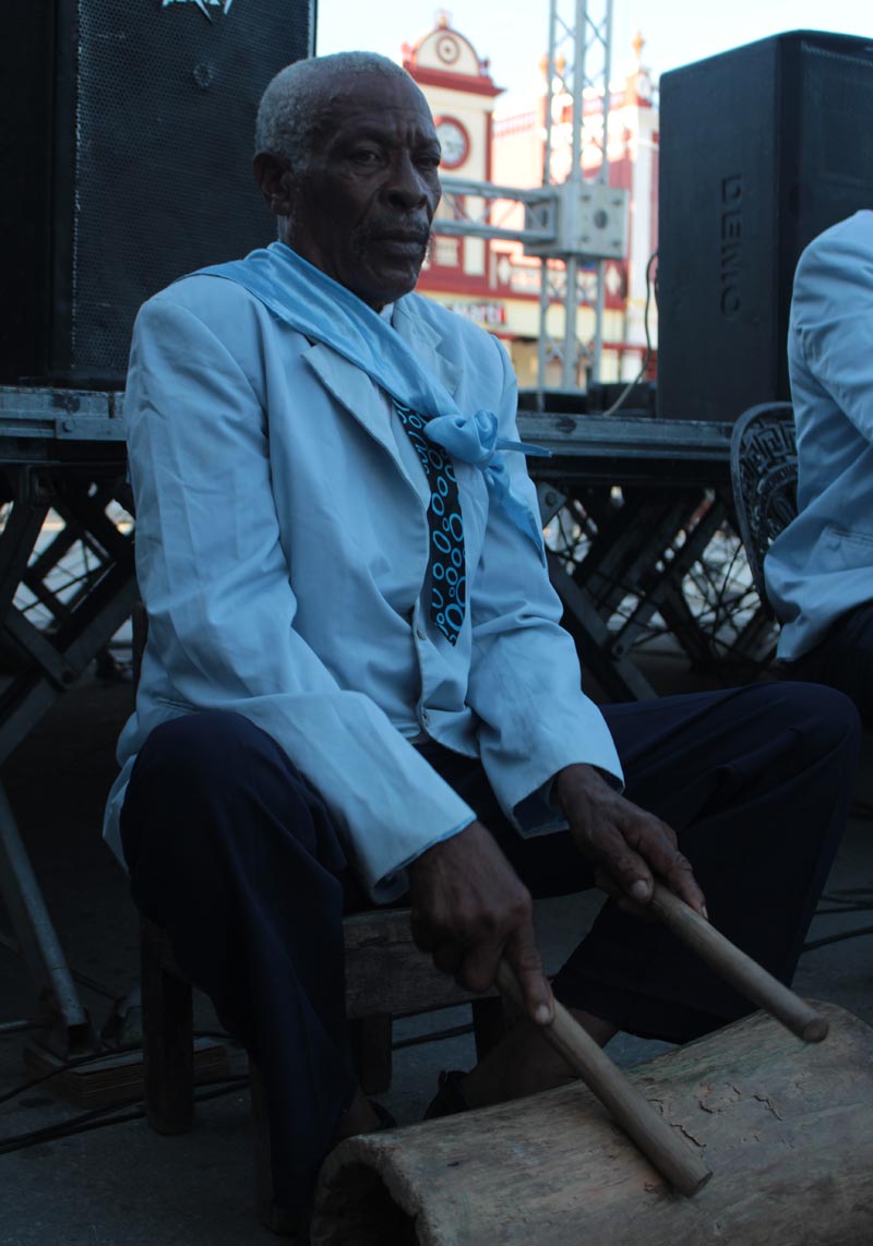 Fotos tomadas durante la presentación de la Tumba Francesa de Bejuco como parte de las actvidades de la XXV Fiesta de la Cultura Iberoamericana. Tumba francesa W.L 3