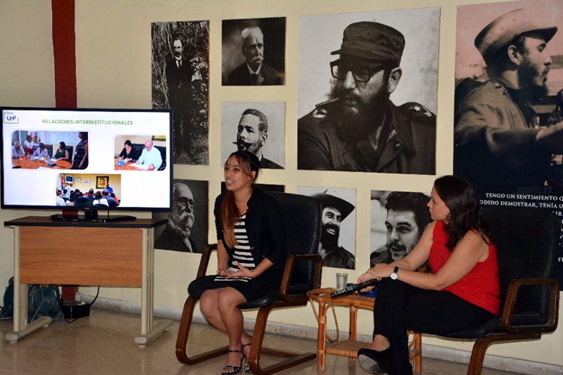 El primer Coloquio de Relaciones Públicas, se desarrolló este 26 de septiembre, en la Sala Patria, de Telecristal. Fotos: Luis Ernesto Ruiz Martínez Coloquio RRPP 1