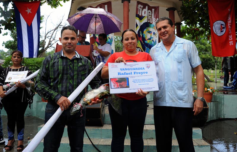 En "Rafael Freyre" transcurrió el acto provincial por el aniversario de los CDR. acxto cdr 01