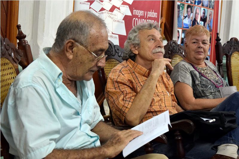 Delfin Prats, Manuel García Verdecia and Lourdes González, three renowned Holguin writers. ediciones holguin 1