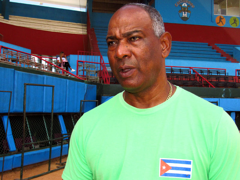 Aballe, a pesar de la inexperiencia confía en sus peloteros beisbol sub 23 hg 02