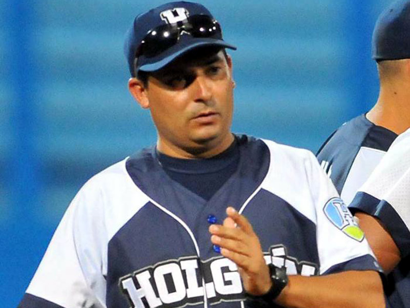 Noelvis González seguirá al mando de los Cachorros. noelvis glez pelota