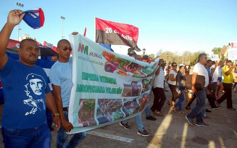 Se prevé la participación de unos 200 mil holguineros en el desfile por el Día del Proletarado Mundial primero de mayo hg preambul