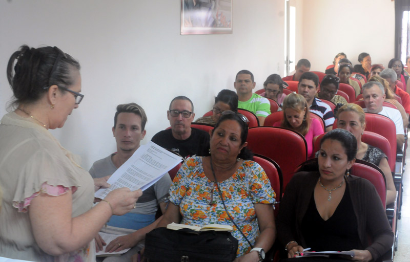 Fotos: Elder Leyva ctc presupuesto 2
