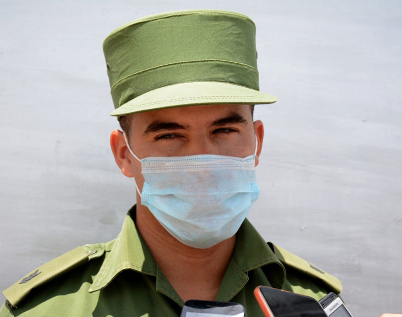 Capitán Adrián Coureaux Murillo, segundo jefe del batallón de infantería. FAR COVID 19 Hg C rafael 9